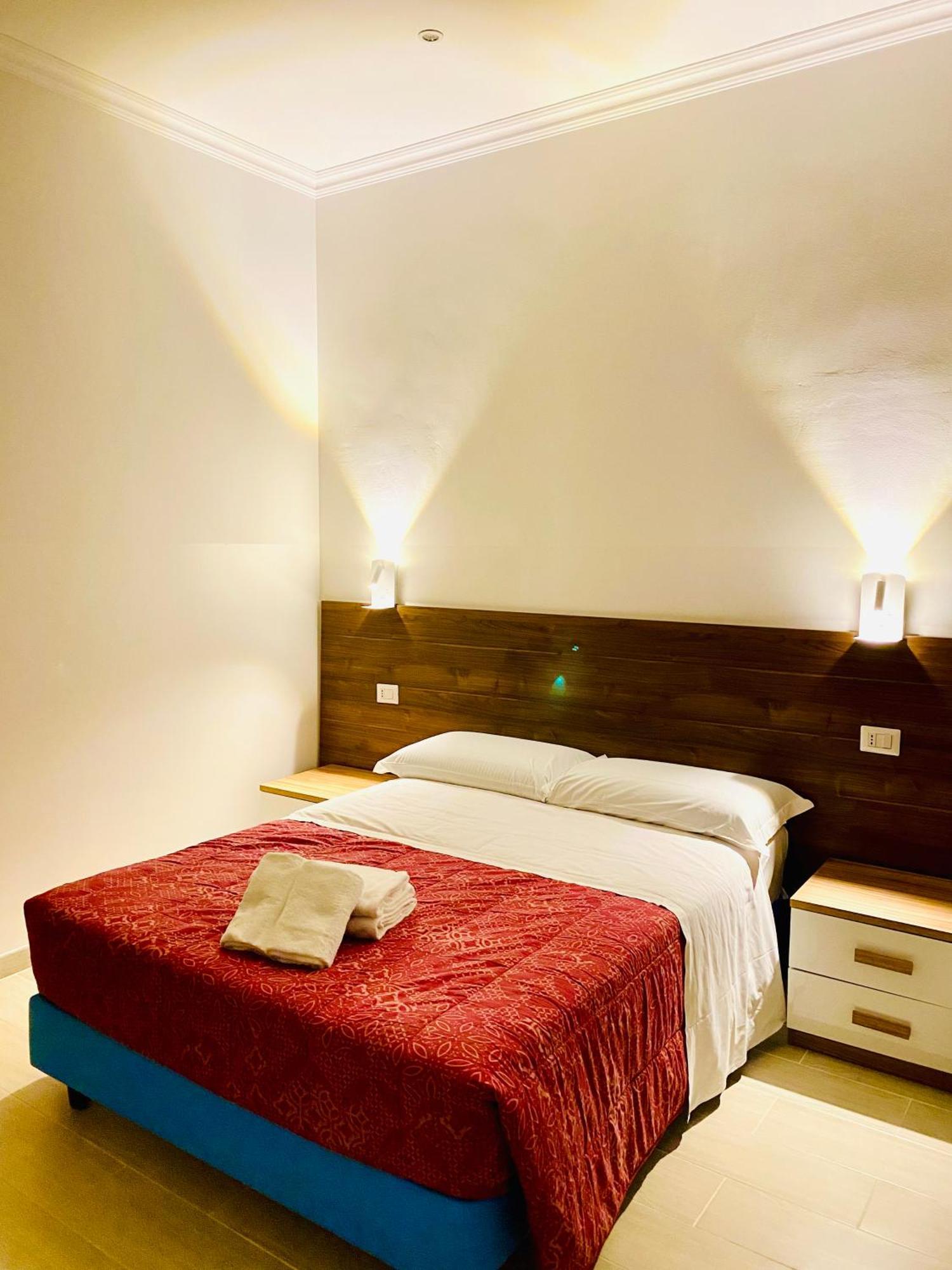רומא Milazzo Suites מראה חיצוני תמונה
