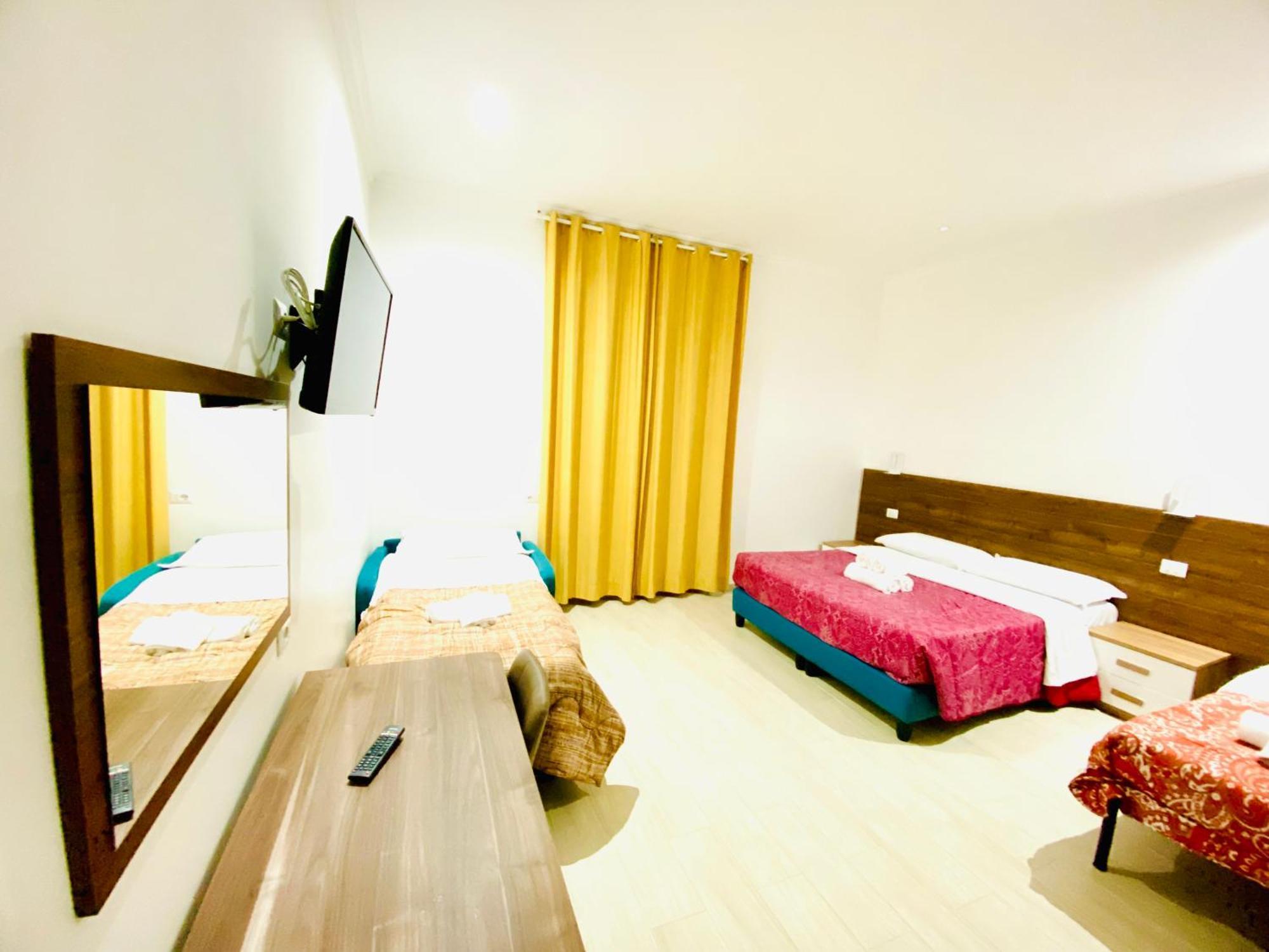 רומא Milazzo Suites מראה חיצוני תמונה